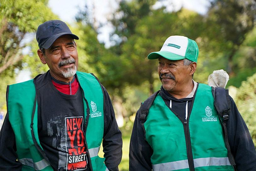 RECONOCEN TRABAJO DE COMPAÑEROS DE SERVICIOS PÚBLICOS POR MANTENIMIENTO A ÁREAS VERDES
