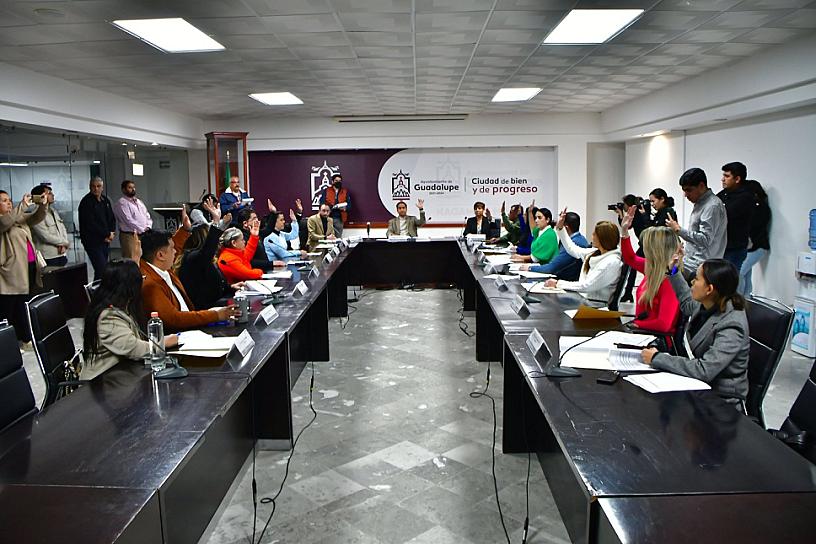 RECONOCE PEPE SALDÍVAR FINANZAS SANAS DEL MUNICIPIO 