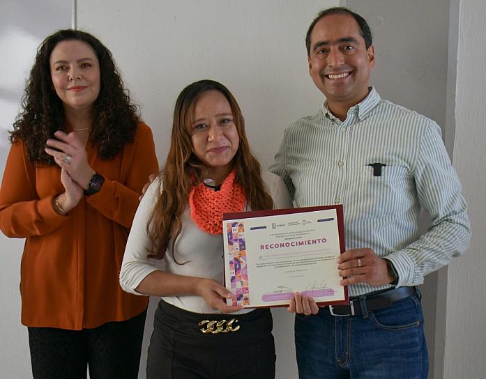 CONCLUYEN CURSOS EN LA CASA DE LA MUJER BICENTENARIO