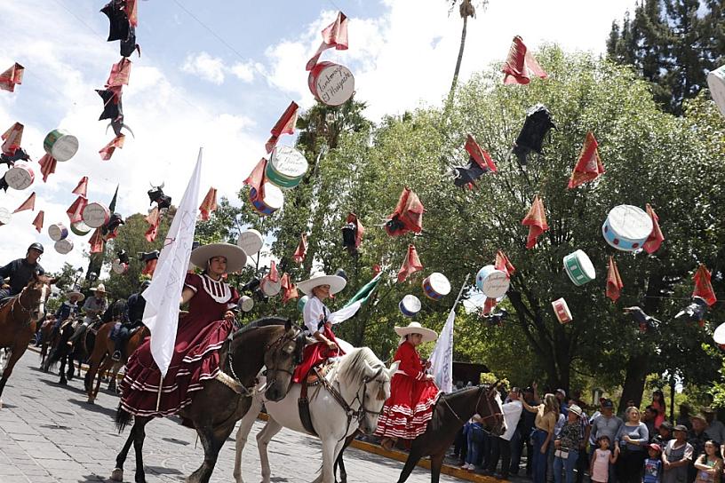 RECREAN LA FIESTA DEL SÁBADO DE GLORIA, EN EL INICIO DE LA SEGUNDA SEMANA DEL MIGRANTE EN JEREZ