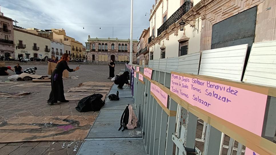 RECUERDAN A VÍCTIMAS DE FEMINICIDIO EN ZACATECAS CON EL PRIMER SILUETAZO
