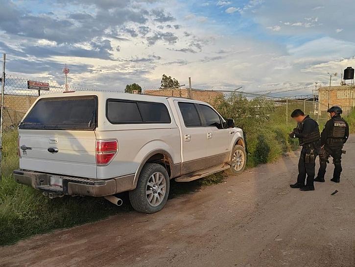 RECUPERAN CAMIONETA ROBADA EN LORETO
