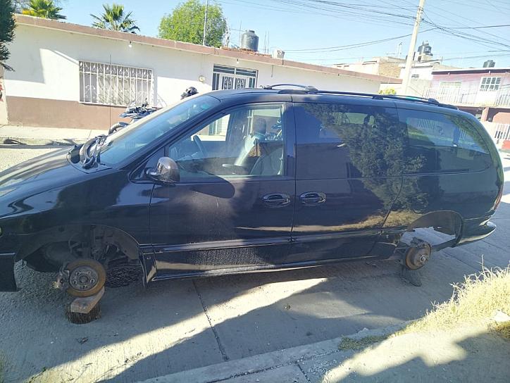 Recuperan vehículo robado en Zacatecas