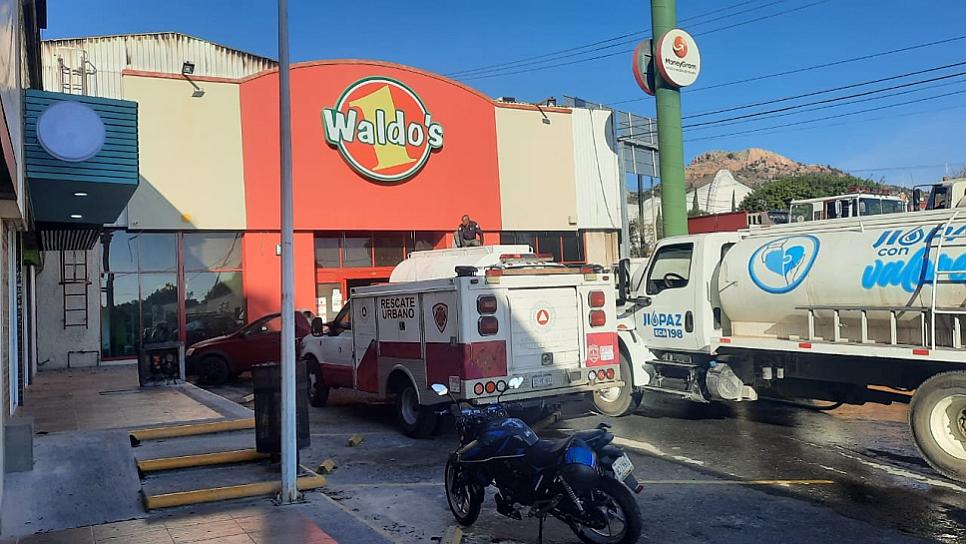 REDUCIDA A CENIZAS, LA TIENDA WALDO’S