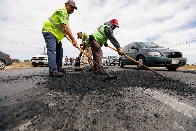 REENCARPETAN TRAMOS DE CARRETERAS FEDERALES