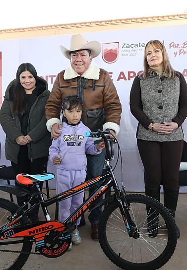 REFRENDA DAVID MONREAL SU RESPALDO A VILLANUEVA 