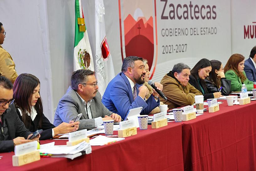 Refrenda Secretaría de Economía su apoyo para el crecimiento de pequeños negocios y emprendedores 