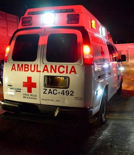 MUERE AL CAER DE SU MOTOCICLETA