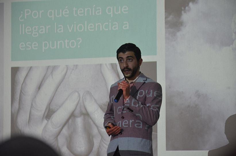 REFUGIADO SIRIO NARRA LOS HORRORES DE LA GUERRA EN SU PAÍS