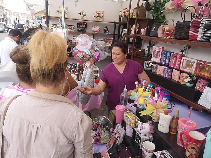 REGISTRAN POCAS VENTAS COMERCIANTES DE FRESNILLO POR DÍA DE LA MADRE
