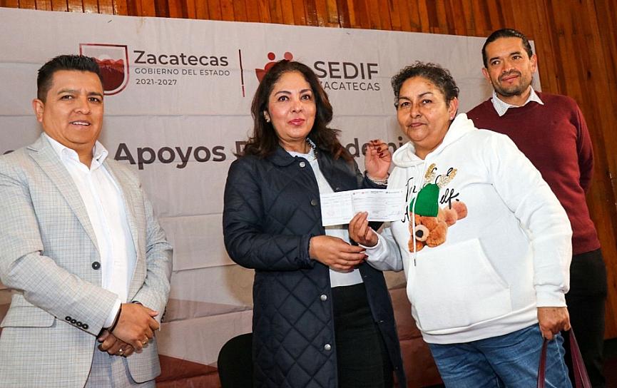 RESPALDA GODEZAC A 600 FAMILIAS CON APOYOS POST PANDEMIA
