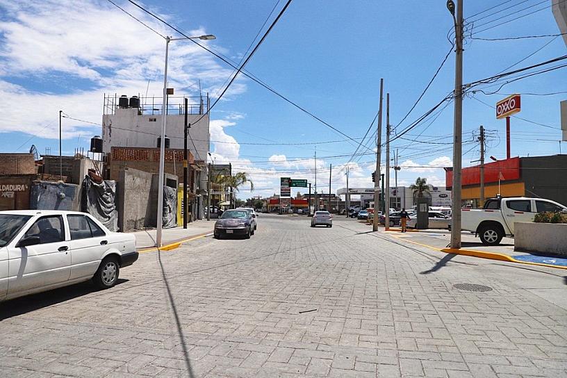 REHABILITAN CALLE FRAY SERVANDO TERESA DE MIER EN FRESNILLO