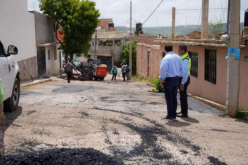 REHABILITAN CALLES DE LA CAPITAL