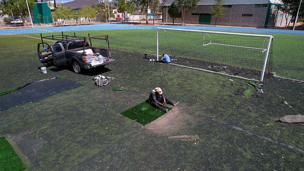 REHABILITAN CANCHA DE FUTBOL EN JEREZ