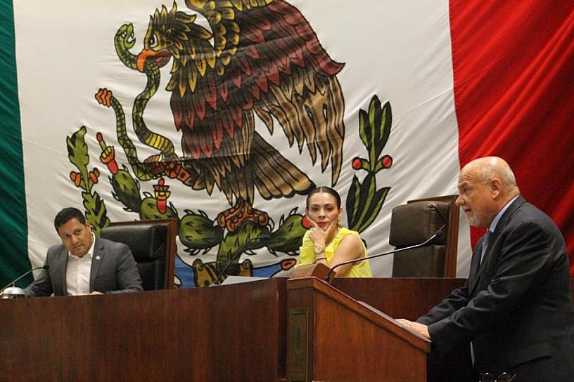 RETIRADA DE FUERO SOLO APLICA A FUNCIONARIOS DE PRIMER NIVEL: LXIV LEGISLATURA 