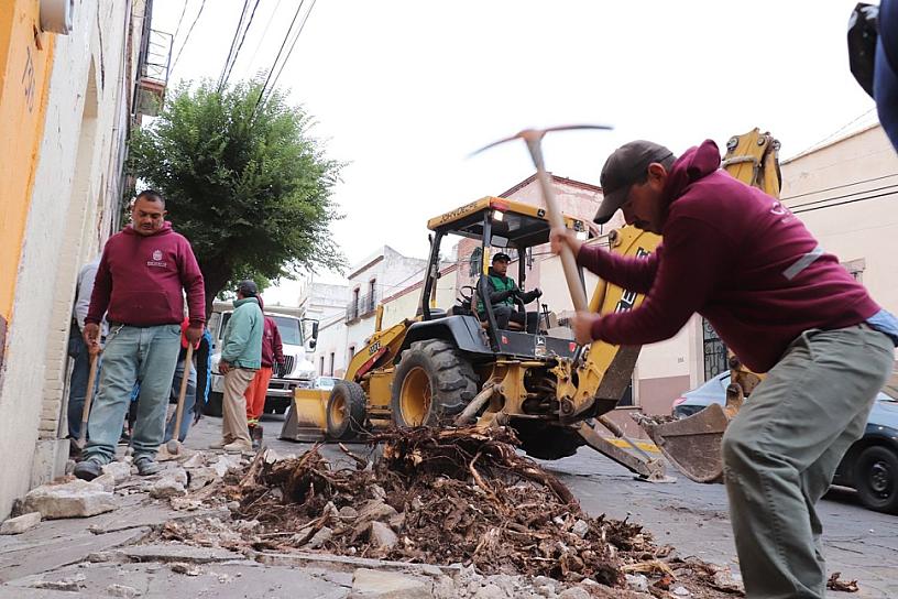 REHABILITAN LA AVENIDA MORELOS EN LA CAPITAL