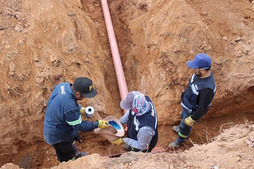 REHABILITAN REDES DE AGUA Y DRENAJE EN COLONIAS LA VICTORIA Y LA TECNOLÓGICA