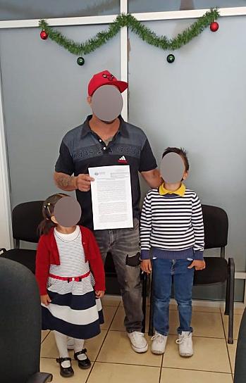 Reintegran a 6 infantes con sus familias biológicas