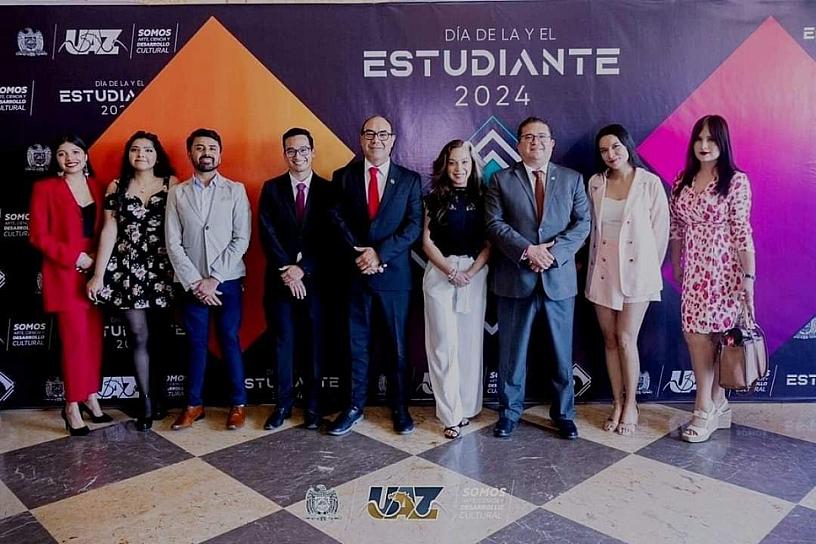 RENATA ÁVILA, UNA ESTUDIANTE RECONOCIDA POR TENER EL MEJOR PROMEDIO EN EL DOCTORADO DE ESTUDIOS CONTEMPORÁNEOS