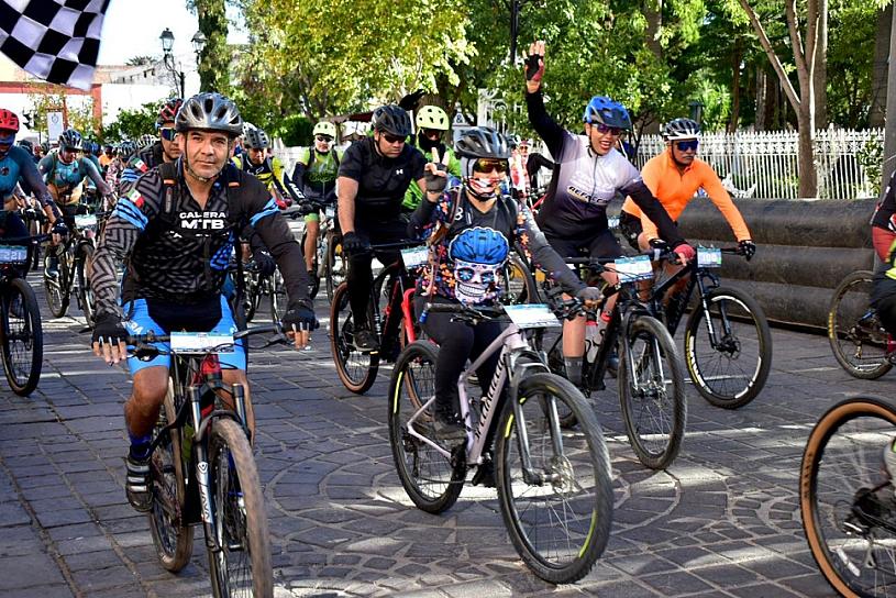 REÚNE A CICLISTAS DE TODO ZACATECAS LA CRONOESCALADA DE JEREZ