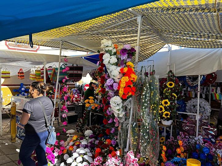 PREFERENCIA A JEREZANOS EN LA ASIGNACIÓN DE ESPACIOS PARA VENTA DE FLORES EL 1 Y 2 DE NOVIEMBRE