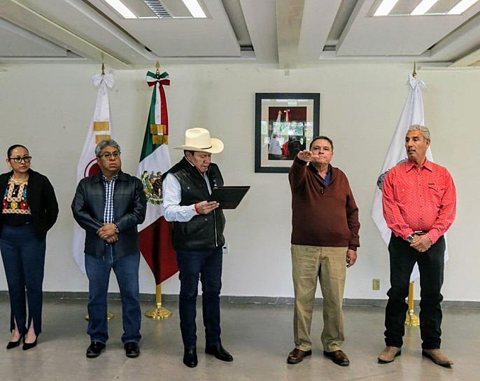 RINDE PROTESTA NUEVO TITULAR DE LA SECAMPO