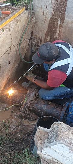 REPARAN FUGA EN SISTEMA CARRILLO