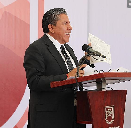 OTORGAN INCREMENTOS SALARIALES A TAQUIMECANOGRAFAS E INTENDENTES
