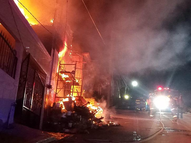 REPORTAN 7 INCENDIOS EN CASAS POR SOBRECARGA DE ENERGÍA