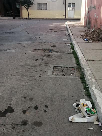 REPORTAN BACHE EN CENTRO DE FRESNILLO 