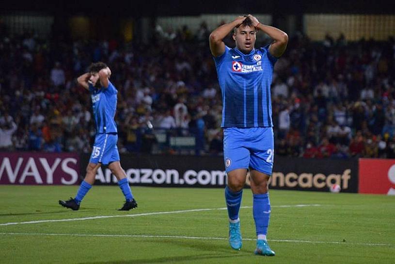 REPORTAN BROTE DE COVID EN EL CRUZ AZUL