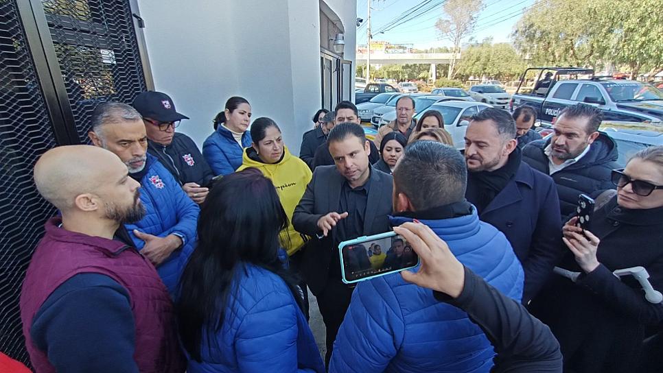 Reprocha Miguel Varela denuncias del Issstezac; protesta SUTSEMOP