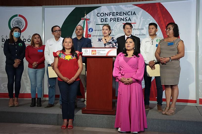 RESPALDA PT DEMANDAS DEL FRENDE DE SINDICATOS DE SUBSISTEMAS DE NIVEL MEDIO SUPERIOR