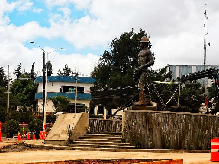 REUBICAN MONUMENTO DE EL MINERO MEXICANO EN FRESNILLO 