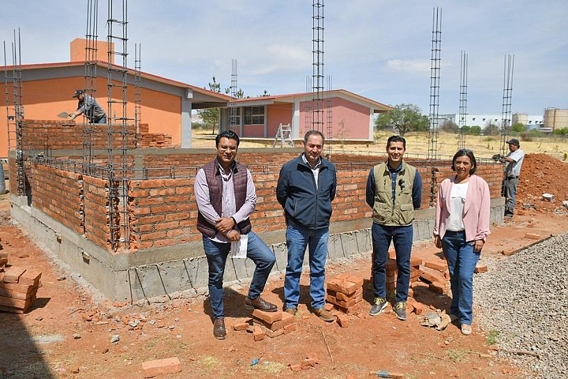 REVISA JULIO CÉSAR CHÁVEZ CONSTRUCCIÓN DE AULA DIDÁCTICA&nbsp;