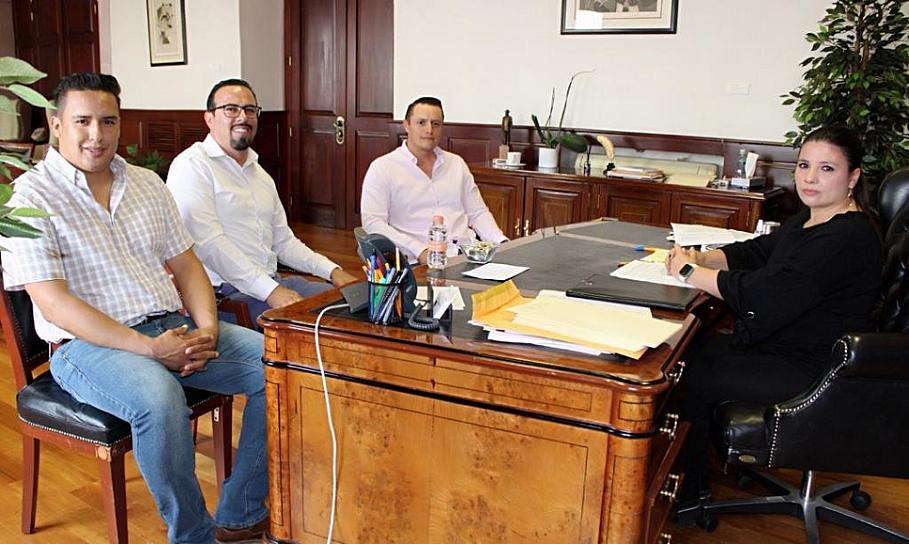 REVISAN LABORES PARA LA CLAUSURA  DEL RELLENO SANITARIO DE TLALTENANGO