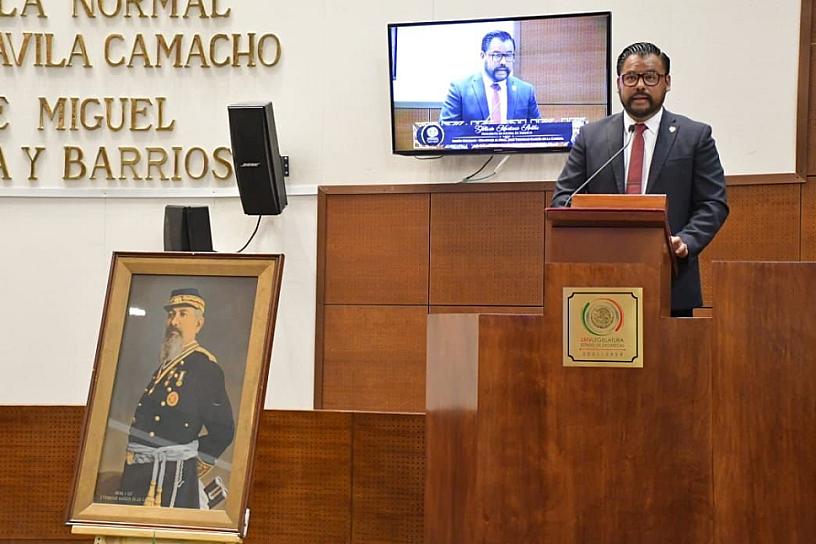 RINDE LXIV LEGISLATURA HOMENAJE A TRINIDAD GARCÍA DE LA CADENA 