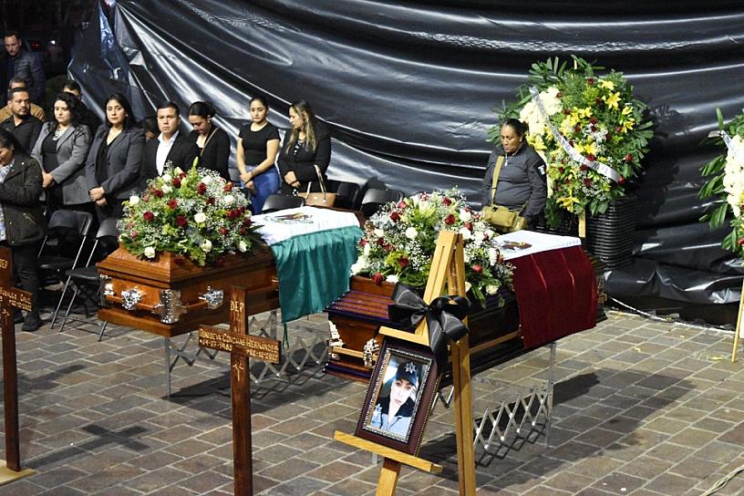 RINDEN HOMENAJE A POLICÍAS DE VALPARAÍSO ASESINADOS 