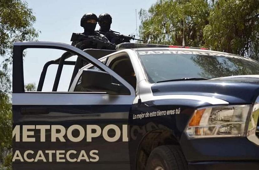 ABANDONAN OBJETOS EXPLOSIVOS AFUERA DE&nbsp; LA UNIRSE EN FRESNILLO