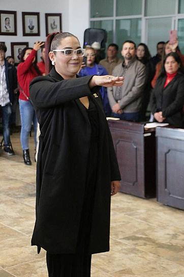 RINDE PROTESTA RITA QUIÑONES COMO ALCALDESA SUSTITUTA DE FRESNILLO