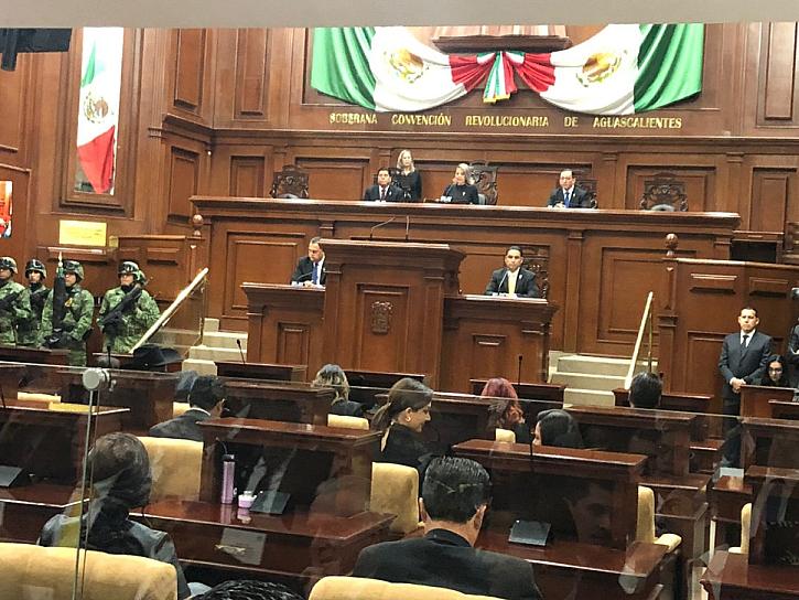 RINDE PROTESTA TERE JIMÉNEZ COMO LA PRIMERA GOBERNADORA DE AGUASCALIENTES