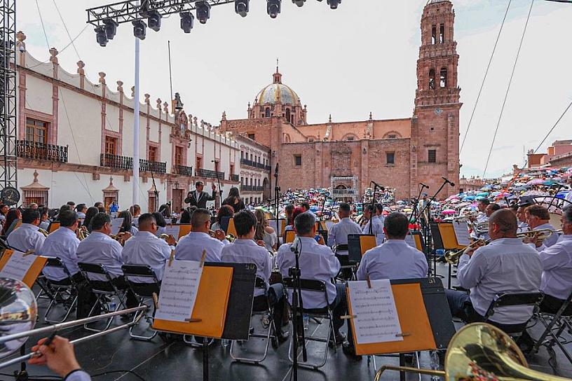 RUSOFOBIA, ELIMINAR A TCHAICOVSKY DE BANDA SINFÓNICA: EMBAJADA RUSA