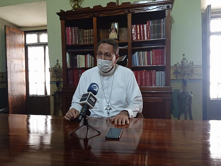 SACERDOTES EN PELIGRO CONSTANTE ANTE RETENES DEL CRIMEN ORGANIZADO: OBISPO 