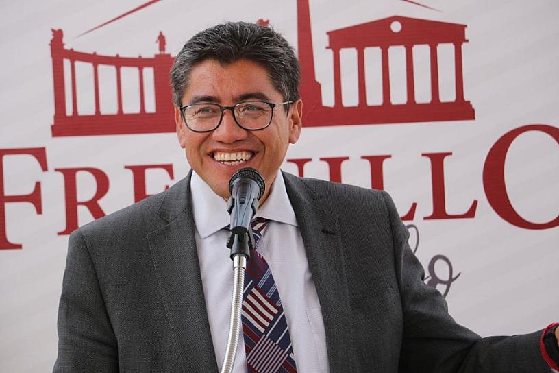 SAÚL MONREAL ÁVILA SE MANTIENE AL PENDIENTE DEL AYUNTAMIENTO