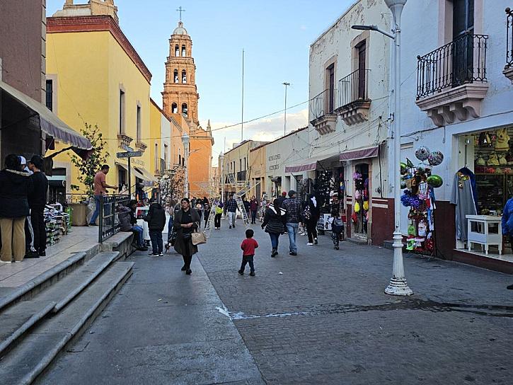 Salud, economía y estabilidad, propósitos fresnillenses para el 2025