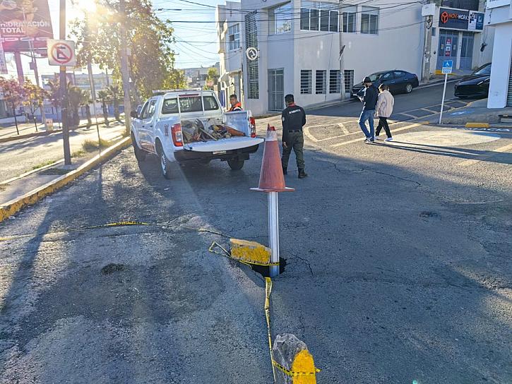 Se abre otro boquete en la vialidad García Salinas 