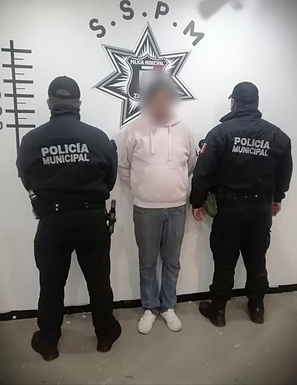 SE AGARRAN A BOTELLAZOS EN LOMAS BIZANTINAS