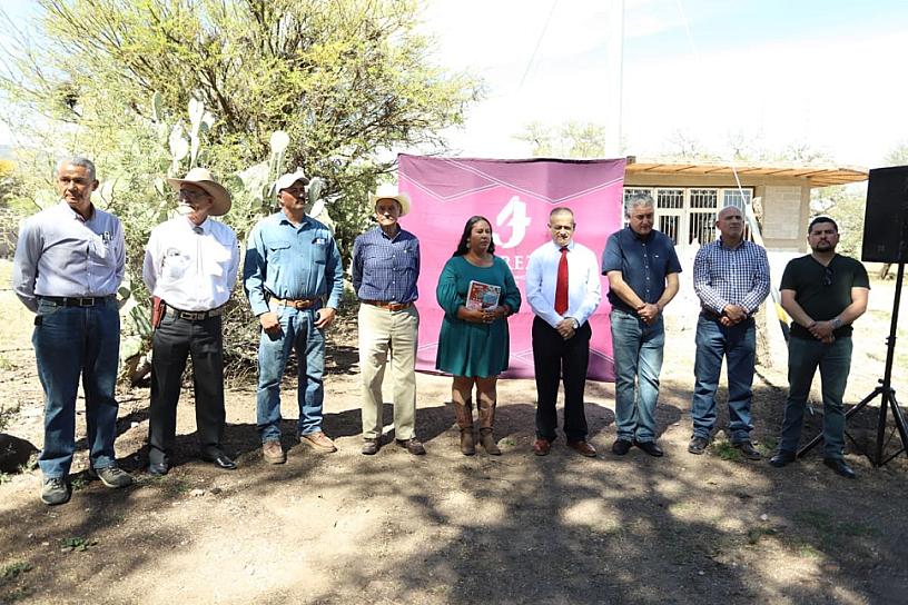 SE AMPLÍA RED ELÉCTRICA EN JOMULQUILLO CON PROGRAMA 2 X1 
