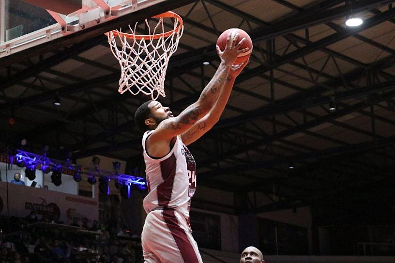 SE ANOTA PLATEROS DE FRESNILLO UNA VICTORIA ANTE HALCONES DE XALAPA