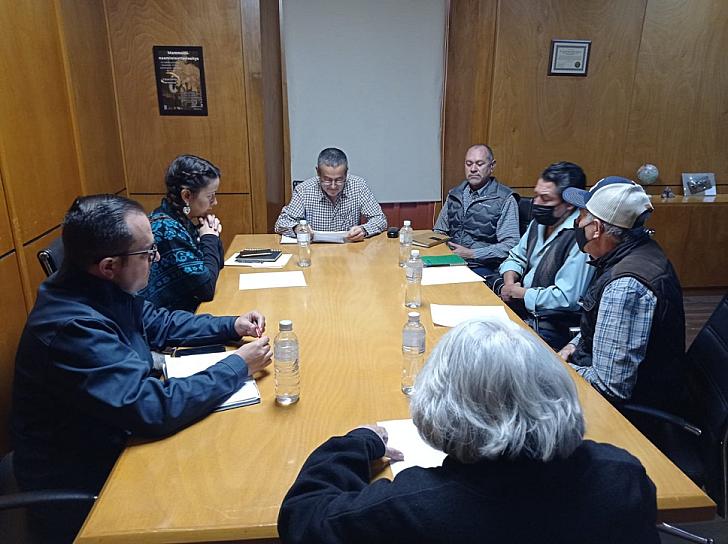 SE COMPROMETE HUMBERTO SALAZAR CON LOS ARTESANOS